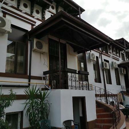 Joe Hostel Bucharest Exterior photo