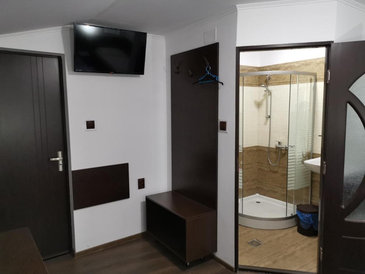 Joe Hostel Bucharest Exterior photo